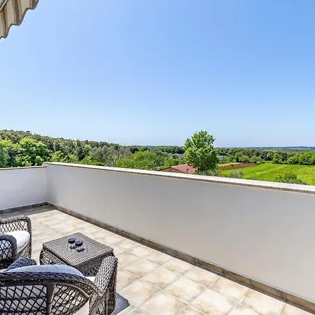 Novela By Istrialux Pula