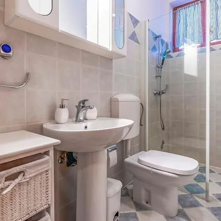 Novela By Istrialux *