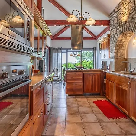 Novela By Istrialux Pula