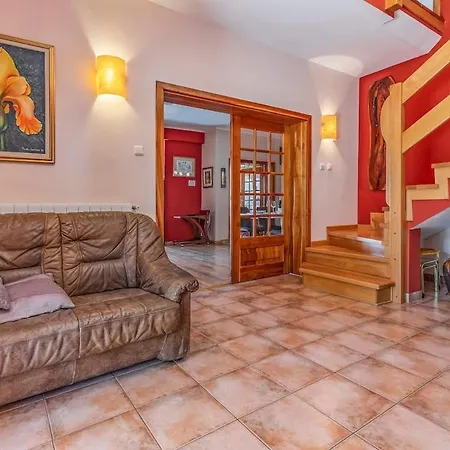 Villa Novela By Istrialux