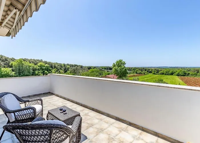 Novela By Istrialux Pula