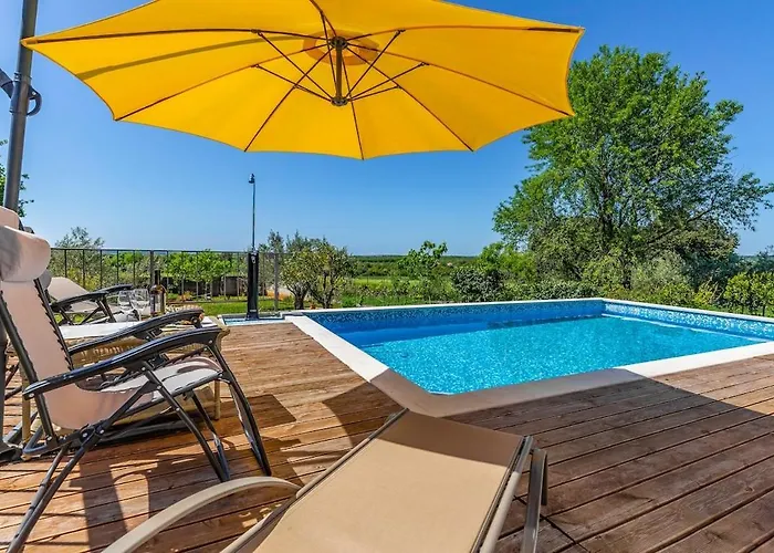 Villa Novela By Istrialux