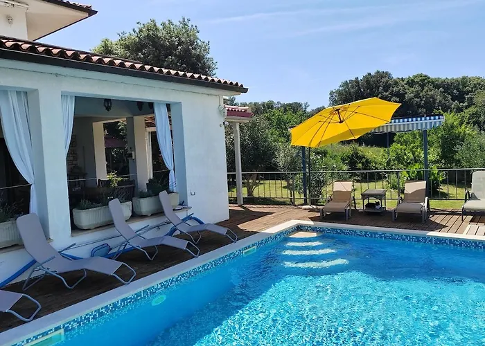 Novela By Istrialux Villa Pola