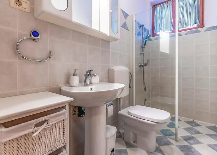 Novela By Istrialux *