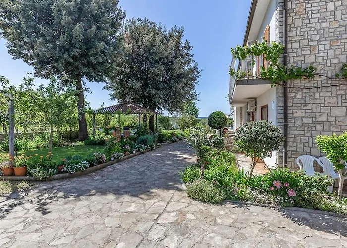 Villa Novela By Istrialux *